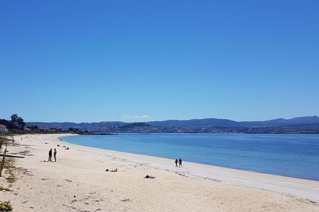 Ideal En Primeira Linea De Playa By Cabana Rentals Cangas do Morrazo Exterior foto